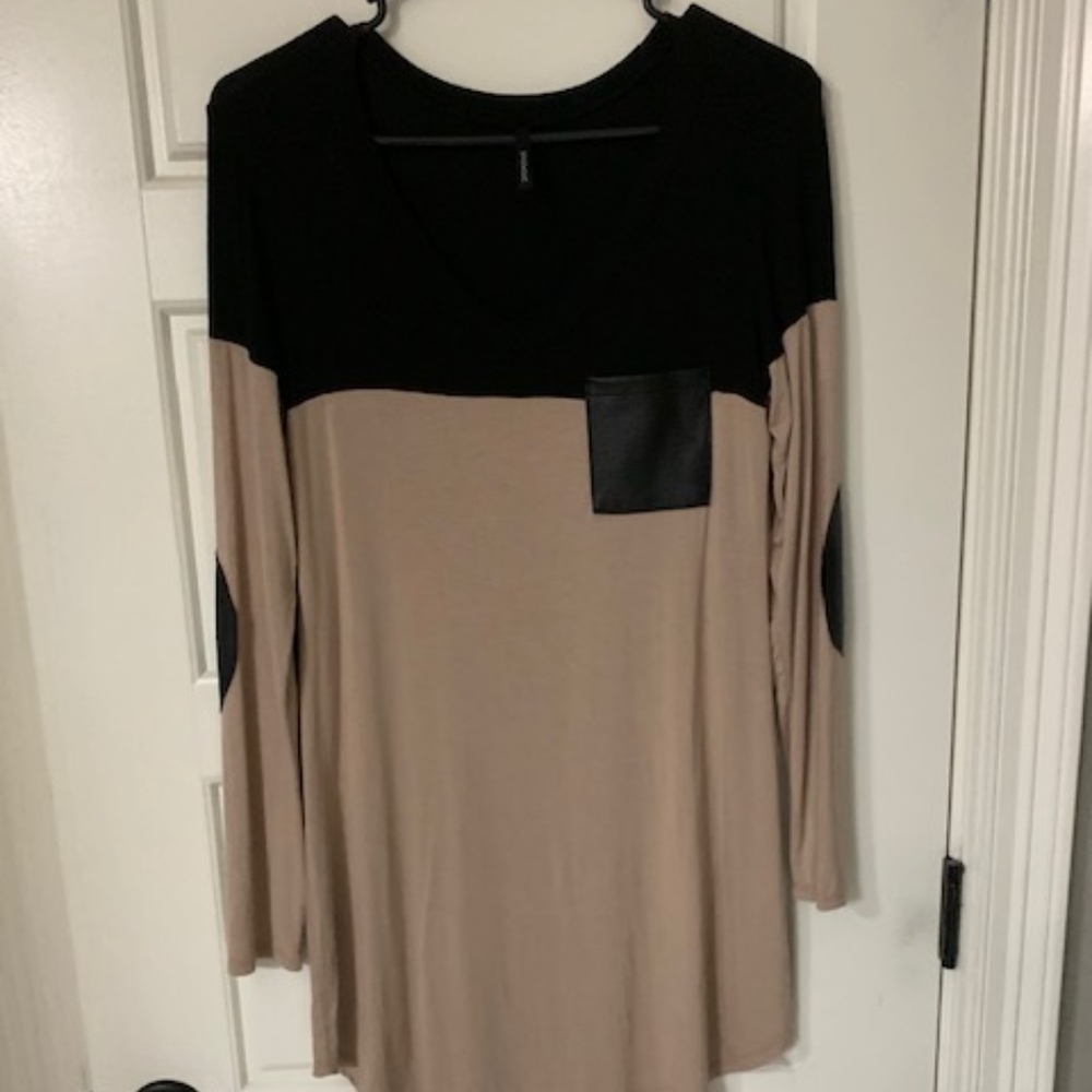 Pink/Black Long Sleeve Tunic w Black Elbow